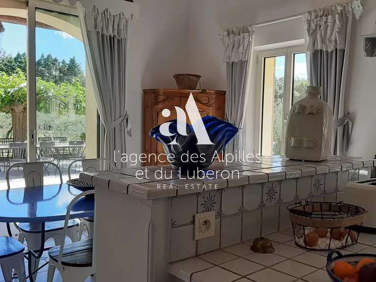 House Les Baux-de-Provence - 5 bedrooms - 400m²
