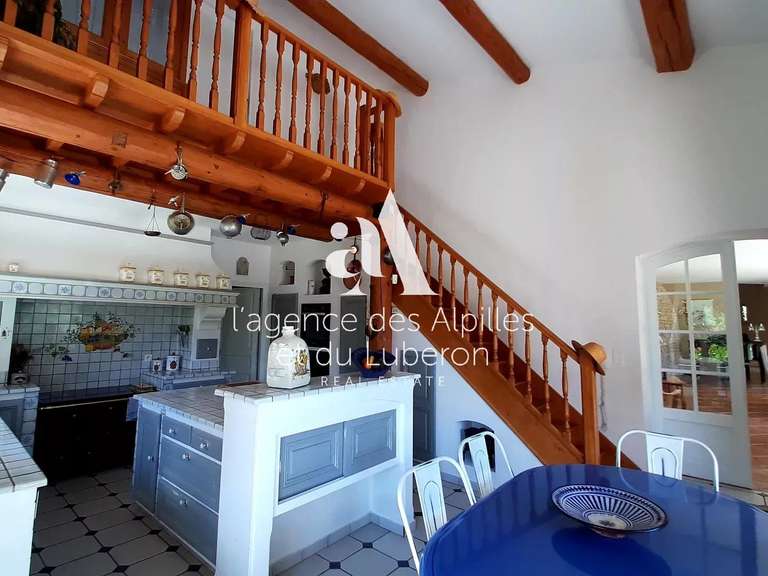 House Les Baux-de-Provence - 5 bedrooms - 400m²