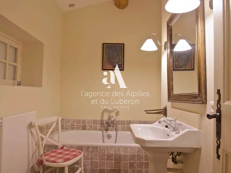 House Les Baux-de-Provence - 6 bedrooms - 12000m²