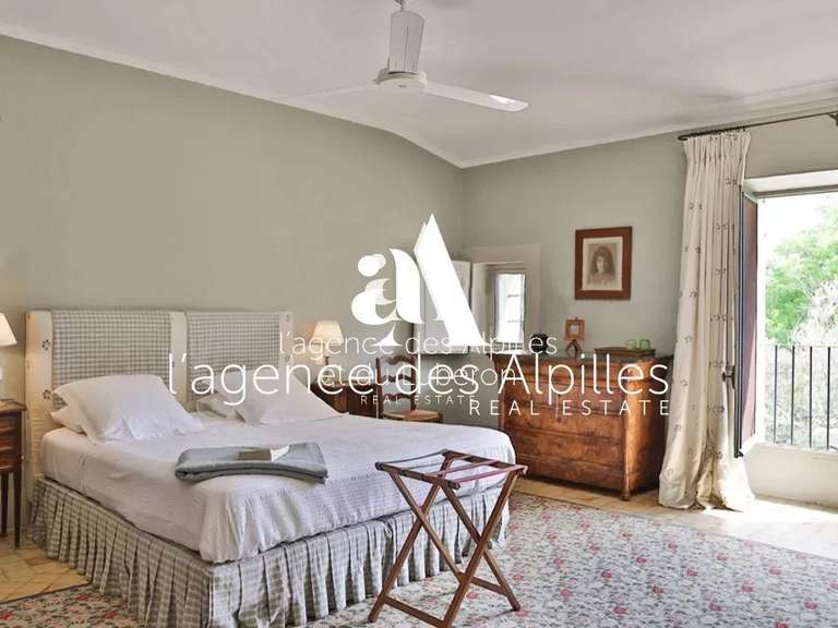 House Les Baux-de-Provence - 7 bedrooms - 20000m²