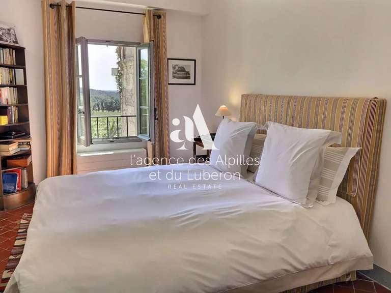 House Les Baux-de-Provence - 7 bedrooms - 20000m²