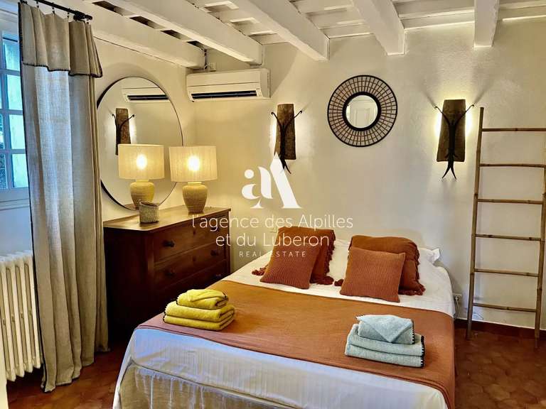 House Les Baux-de-Provence - 3 bedrooms - 105m²