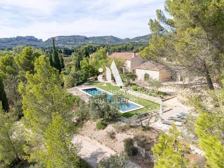 House Les Baux-de-Provence - 5 bedrooms - 250m²