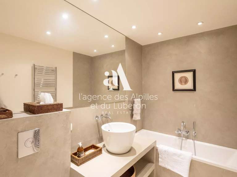 House Les Baux-de-Provence - 4 bedrooms - 400m²