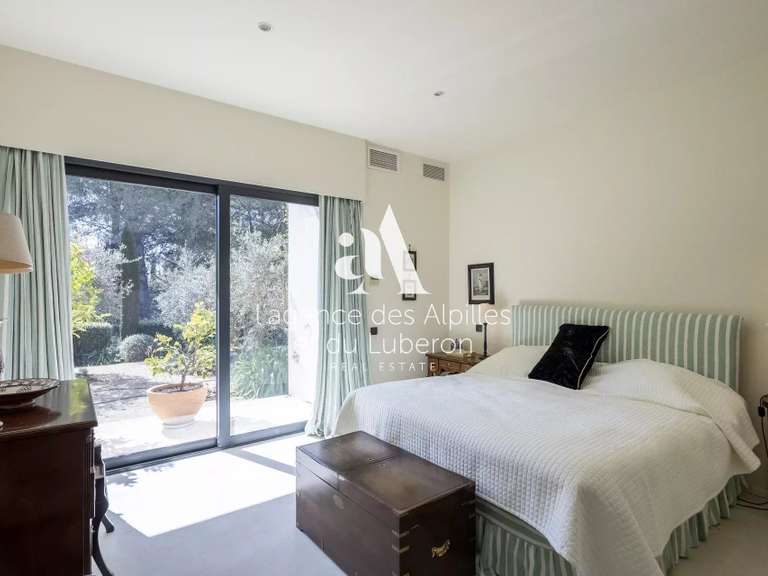 House Les Baux-de-Provence - 4 bedrooms - 400m²