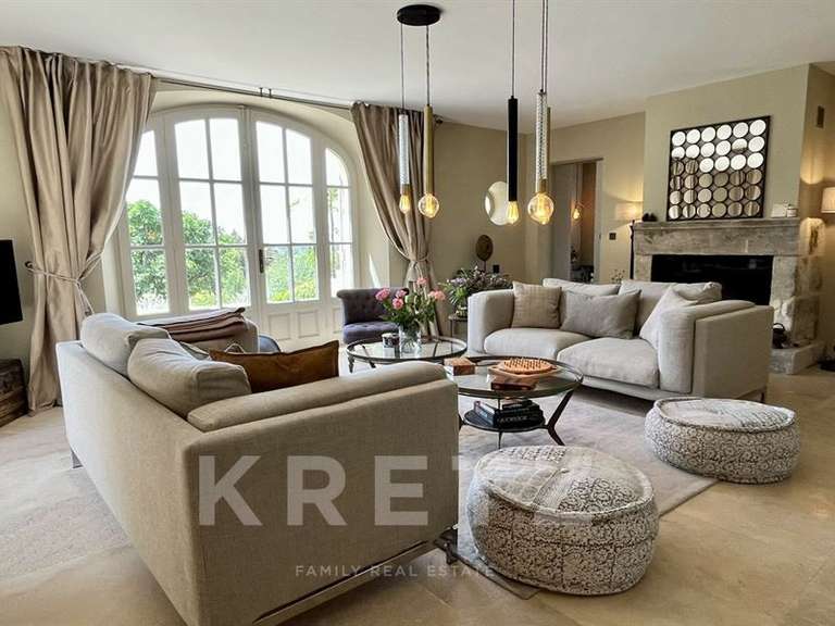 Maison Les Baux-de-Provence - 5 chambres - 170m²