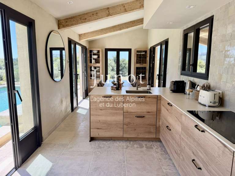 House Les Baux-de-Provence - 3 bedrooms - 105m²