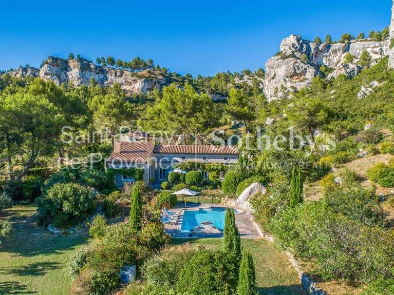 Maison Les Baux-de-Provence - 5 chambres - 328m²