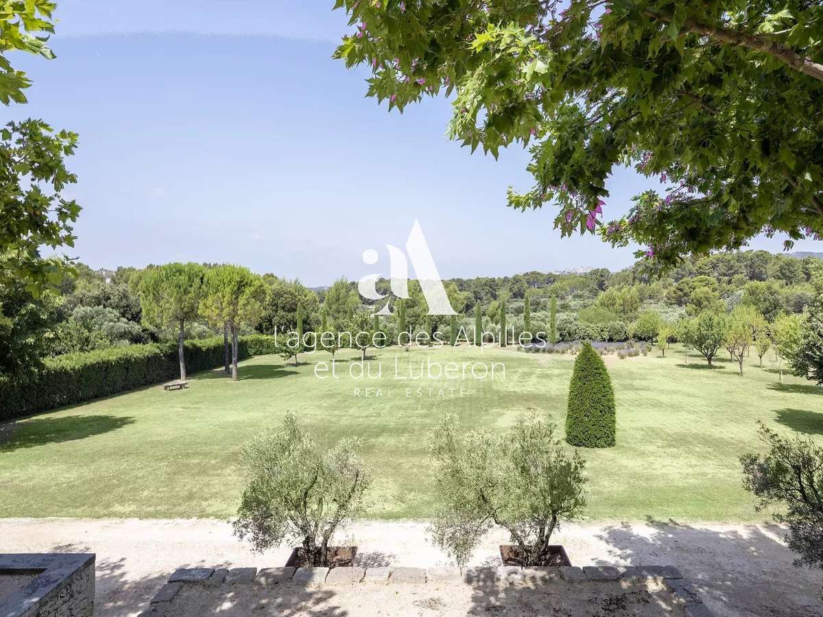 Property Les Baux-de-Provence
