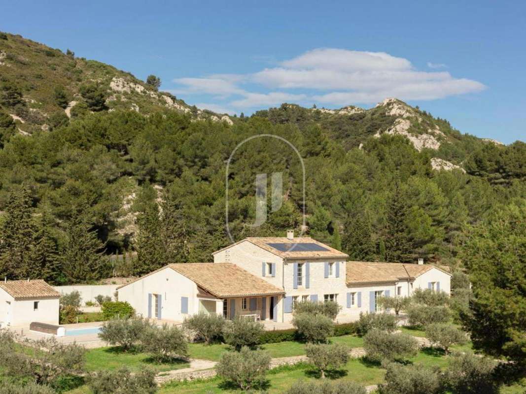 Property Les Baux-de-Provence