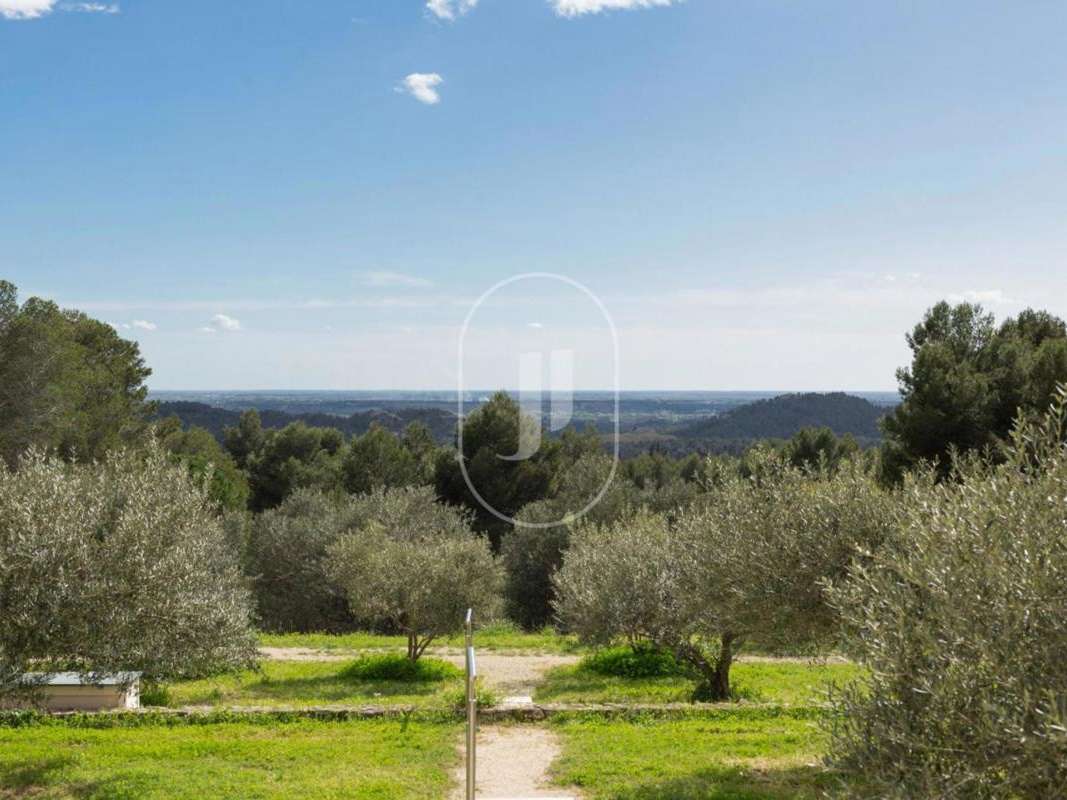 Property Les Baux-de-Provence