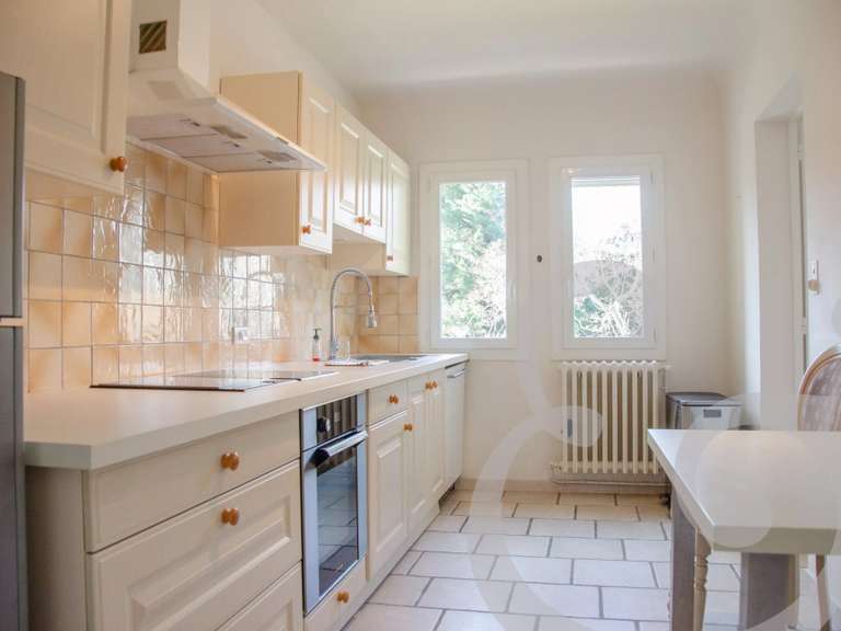 Property Les Baux-de-Provence - 3 bedrooms - 159m²