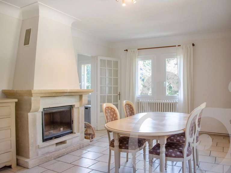 Property Les Baux-de-Provence - 3 bedrooms - 159m²
