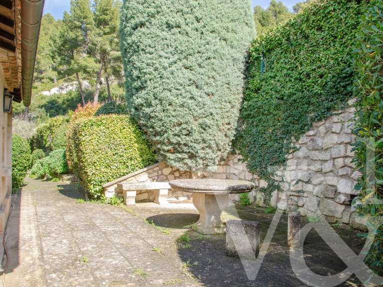 Propriété Les Baux-de-Provence - 3 chambres - 159m²