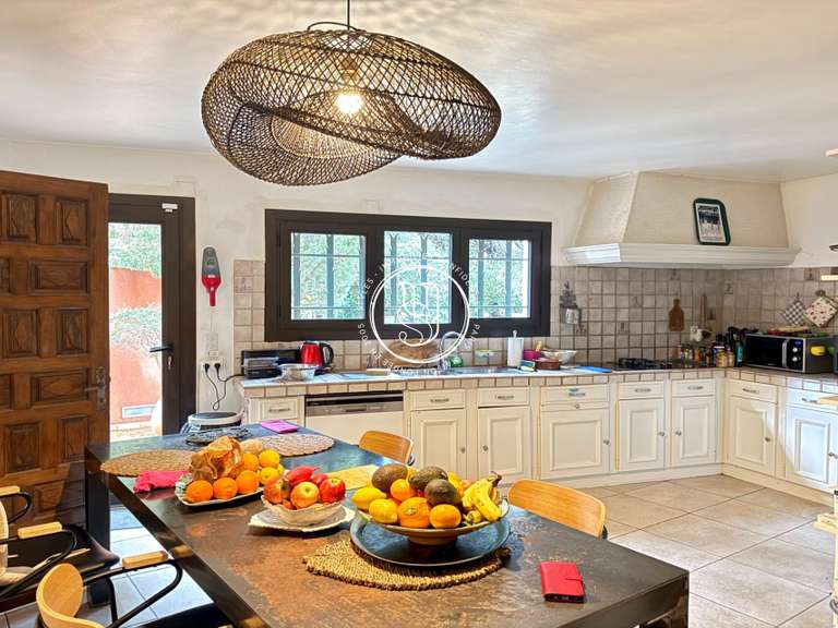 Villa Les Baux-de-Provence - 3 chambres - 220m²