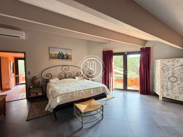 Villa Les Baux-de-Provence - 3 bedrooms - 220m²