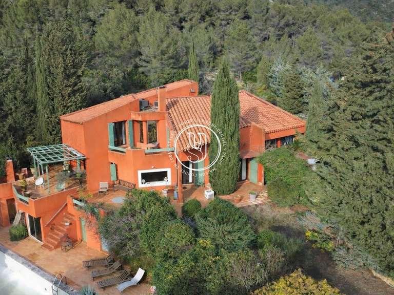 Villa Les Baux-de-Provence - 3 bedrooms - 220m²