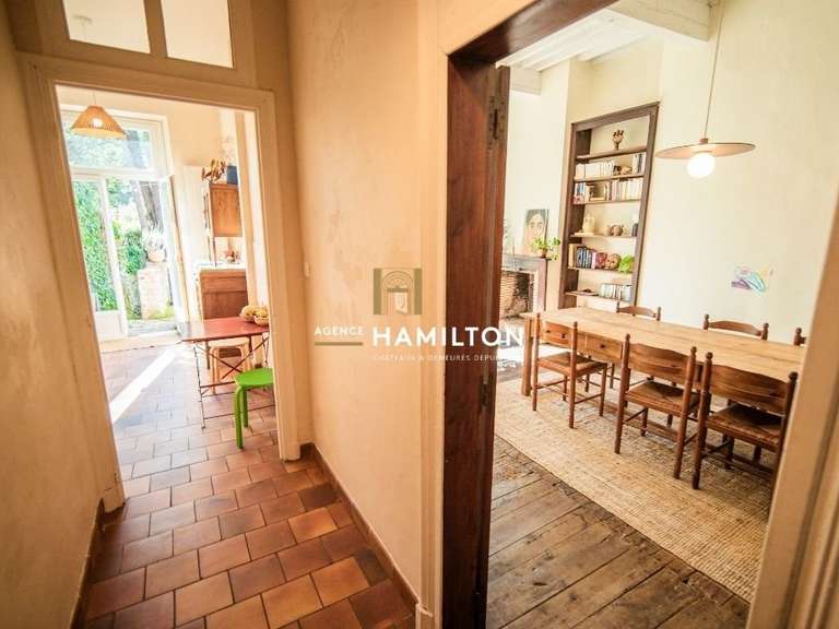 Maison Les Cabannes - 5 chambres - 378m²