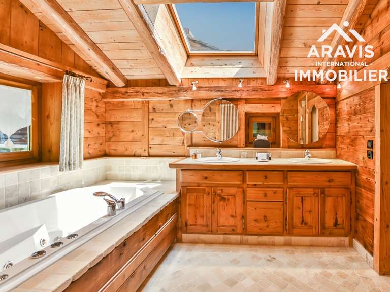 Maison Les carroz-d-araches - 8 chambres - 674m²