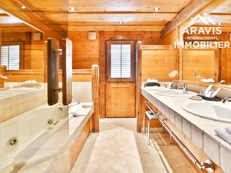 Maison Les carroz-d-araches - 5 chambres - 200m²