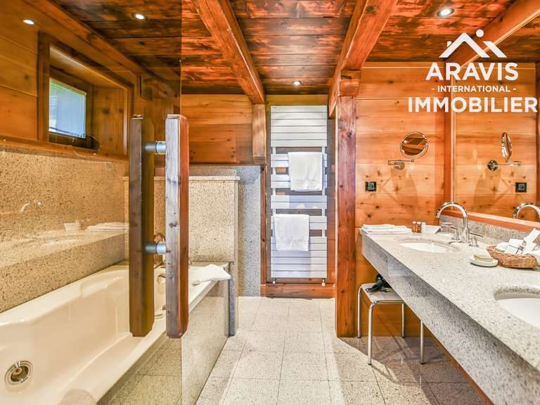 Maison Les carroz-d-araches - 8 chambres - 674m²