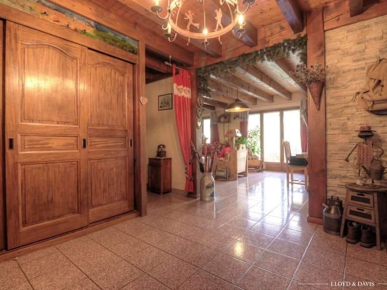 House Les Déserts - 3 bedrooms - 139m²