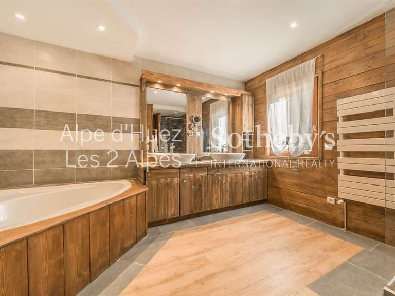 Chalet Les deux-alpes - 5 chambres - 420m²