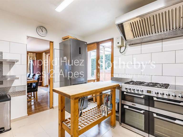 Chalet Les deux-alpes - 5 chambres - 328m²