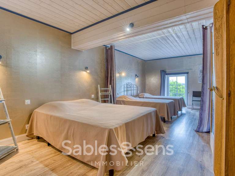 Maison Les Epesses - 11 chambres