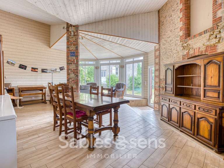 Maison Les Epesses - 11 chambres