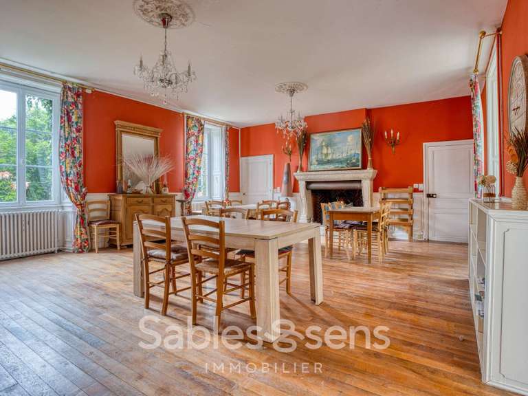 Maison Les Epesses - 11 chambres