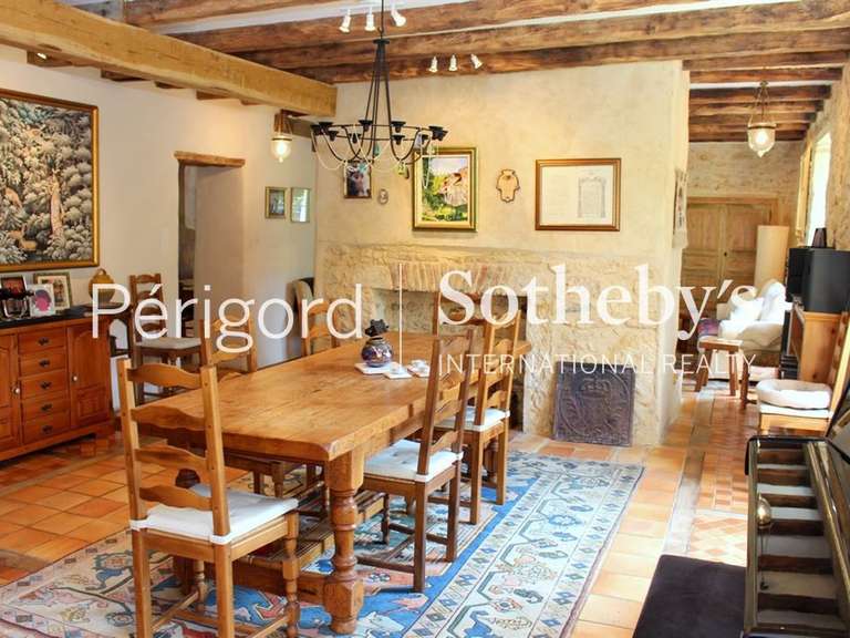 Maison Les Eyzies - 8 chambres - 449m²