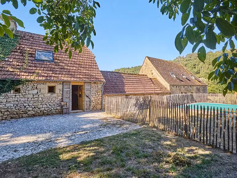 Propriété Les Eyzies - 18 chambres - 580m²