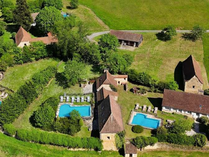 Propriété Les Eyzies - 18 chambres - 580m²