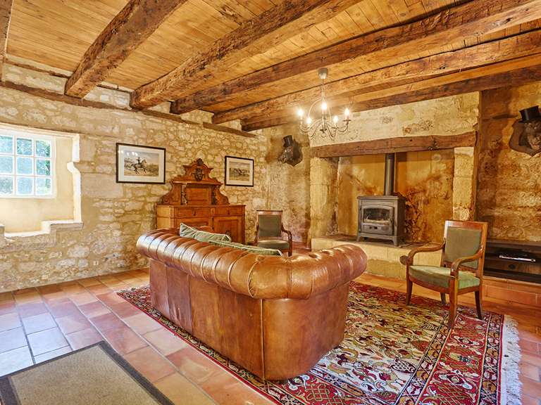 Propriété Les Eyzies - 18 chambres - 580m²