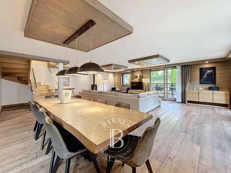 Apartment Les Gets - 5 bedrooms - 221m²