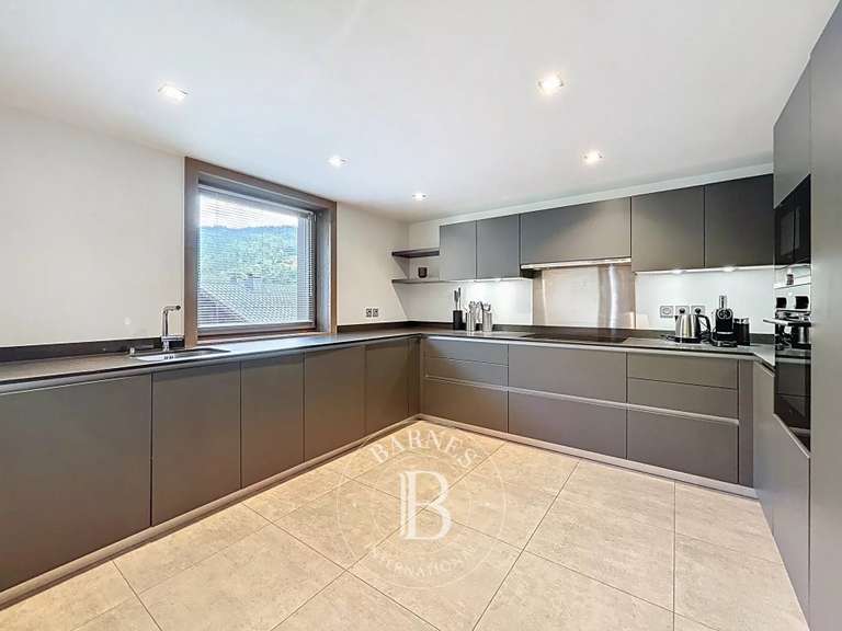 Apartment Les Gets - 5 bedrooms - 221m²