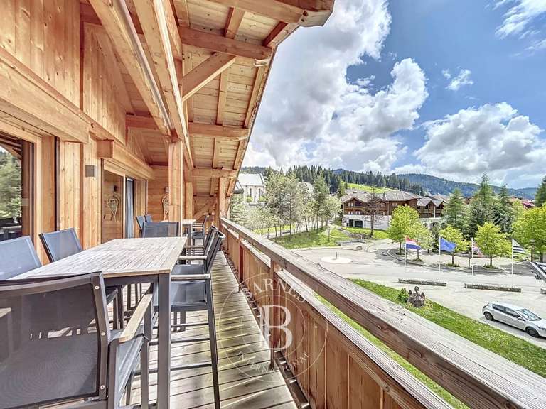 Apartment Les Gets - 5 bedrooms - 325m²