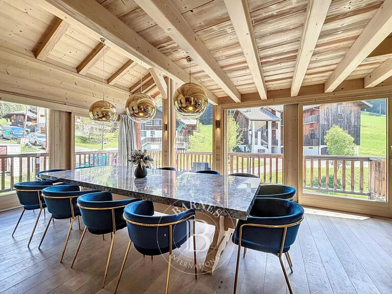 Chalet Les Gets - 6 bedrooms - 310m²