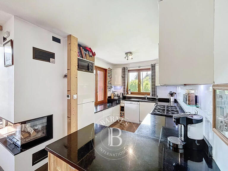 Chalet Les Gets - 5 bedrooms - 146m²