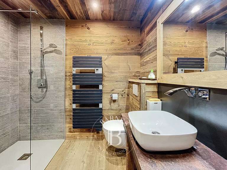 Chalet Les Gets - 4 bedrooms - 183m²