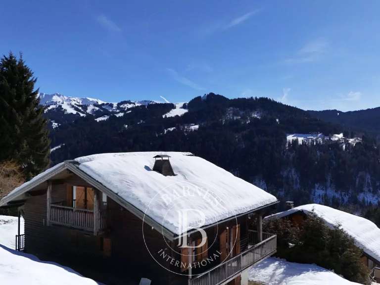 Chalet Les Gets - 6 bedrooms - 187m²