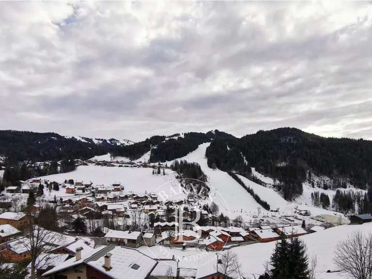 Chalet Les Gets - 5 bedrooms - 151m²