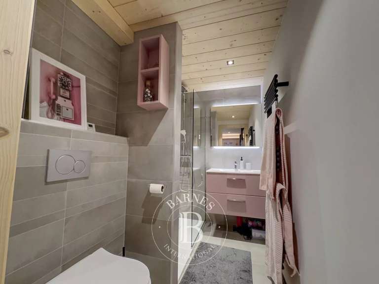 Chalet Les Gets - 5 bedrooms - 159m²