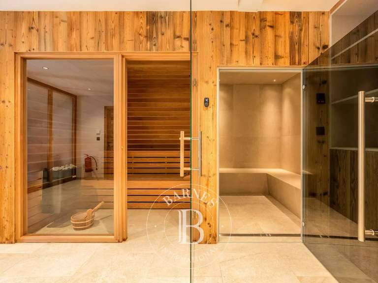 Chalet Les Gets - 5 bedrooms - 409m²