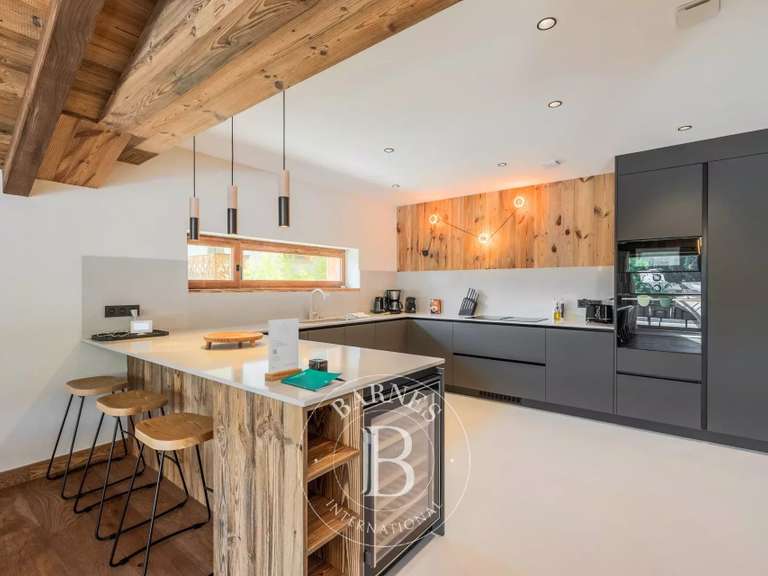 Chalet Les Gets - 5 bedrooms - 409m²