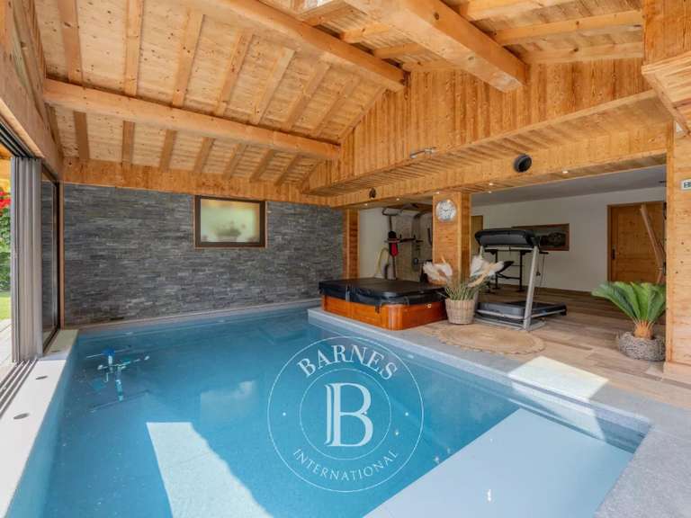 Maison Les Gets - 207m²