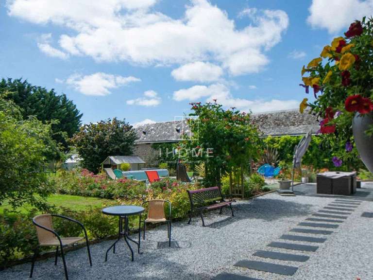 House Les Hauts d'Anjou - 10 bedrooms