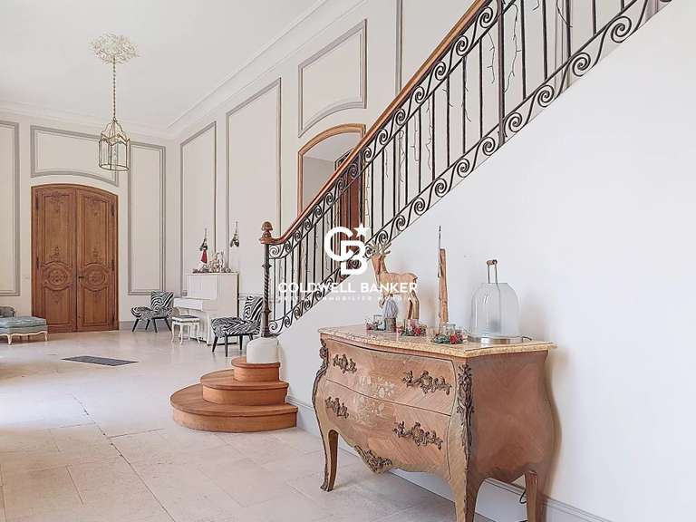 Château Les Herbiers - 16 chambres - 900m²