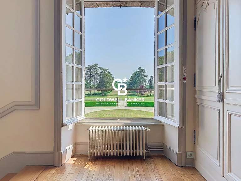 Château Les Herbiers - 16 chambres - 900m²